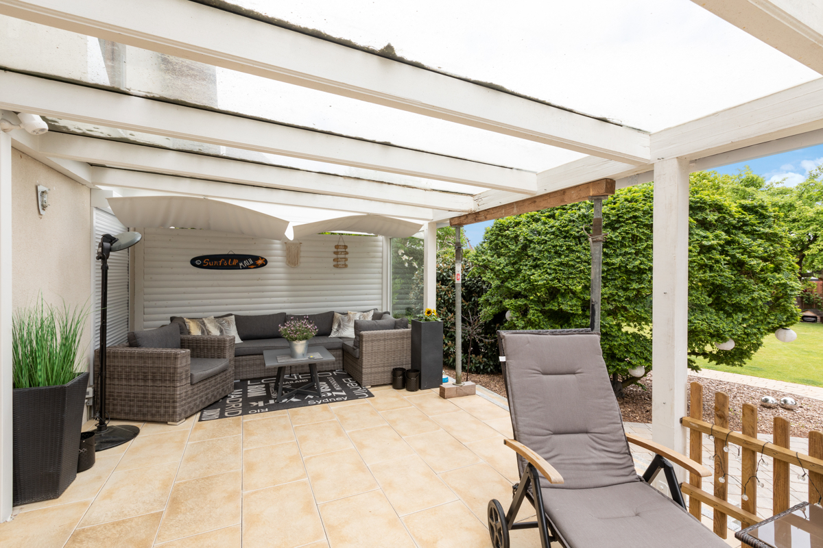 Überdachte Terrasse