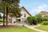 Norderstedt - Harksheide | Charmante Villa in familienfreundlicher Lage mit herrlich angelegtem Garten - Außenansicht vom Garten