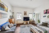 Wohnzimmer WE3 - Kapitalanlage – Vollvermietetes MFH mit vier Wohneinheiten