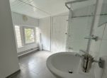Nebengebäude Whg. Erdgeschoss - Zuhause voller Fantasie: Zwei Häuser auf großem Grundstück in Groß Borstel