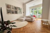 Wohn- und Essbereich - Exklusive 4-Zimmer-Wohnung mit Einliegerwohnung, Garten und Stellplatz in begehrter Lage