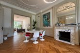Genießen Sie hier Ihr Lieblingsgericht - Exklusive 4-Zimmer-Wohnung mit Einliegerwohnung, Garten und Stellplatz in begehrter Lage