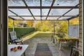 Überdachte Terrasse - Hamburg-Jenfeld | Gepflegtes Einfamilienhaus auf tollem Eckgrundstück in ruhiger Wohnlage