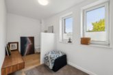 Gäste-Zimmer - Norderstedt | Moderne, lichtdurchflutete Doppelhaushälfte mit luxuriöser Gaggenau Design Küche wartet auf Sie!