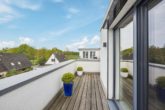 Sonniger Balkon für entspannte Stunden - Norderstedt | Moderne, lichtdurchflutete Doppelhaushälfte mit luxuriöser Gaggenau Design Küche wartet auf Sie!