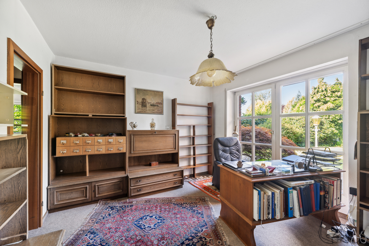 Schönes Arbeitszimmer