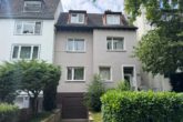 Ansicht Straße mit Garage - Hamburg – Winterhude | Lage, Lage, Leinpfad.