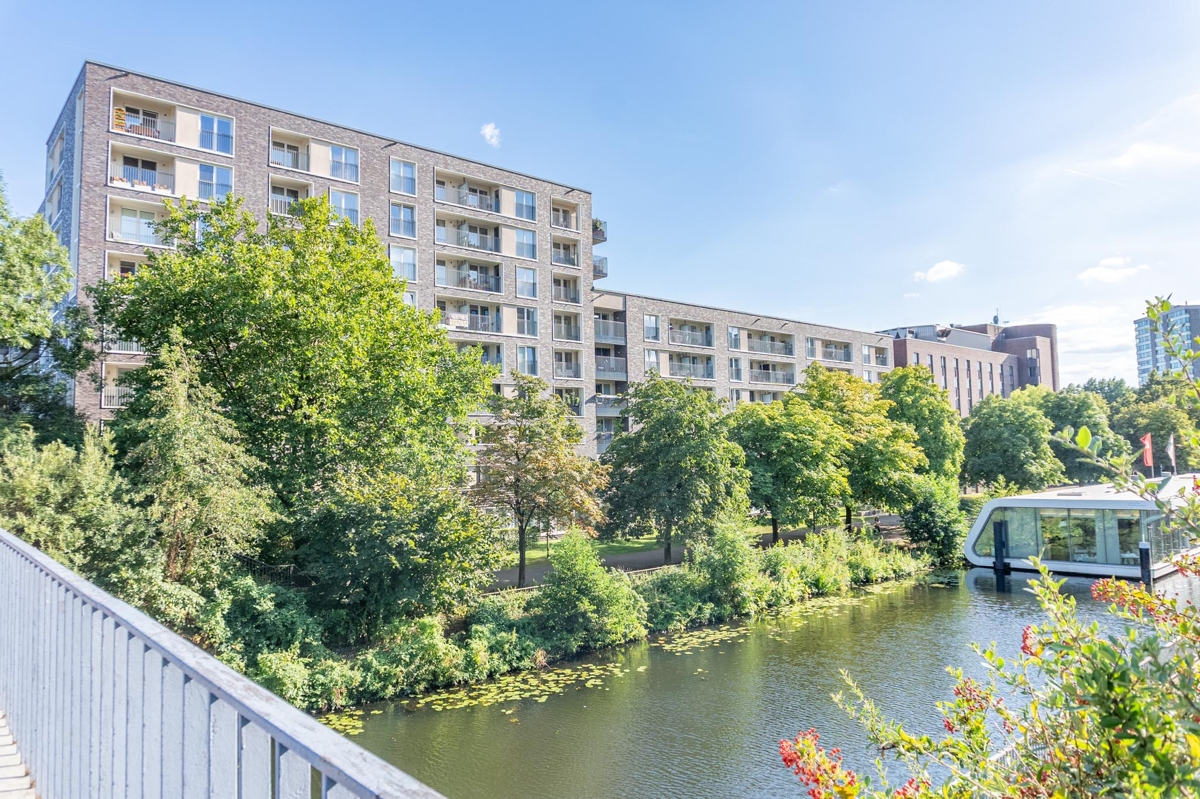 Direkt am Kanal