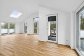 Hamburg - Sülldorf | Exklusives Penthouse mit drei Dachterrassen und hochwertiger Ausstattung - Bodentiefe Fenster mit Jalousien