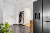 Diele - Hamburg Wellingsbüttel | Moderne Erdgeschosswohnung mit sonniger Terrasse und Tiefgaragenstellplatz