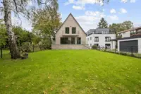 Hausansicht (Gartenseite)