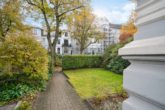 Gartenansicht vorn - Hamburg-Harvestehude | Altbauvilla mit drei Wohneinheiten und Ausbaupotenzial in exklusiver Lage