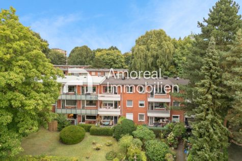 Modernisierte Wohnung mit großem Balkon und Stellplatz, 22453 Hamburg / Groß Borstel, Etagenwohnung