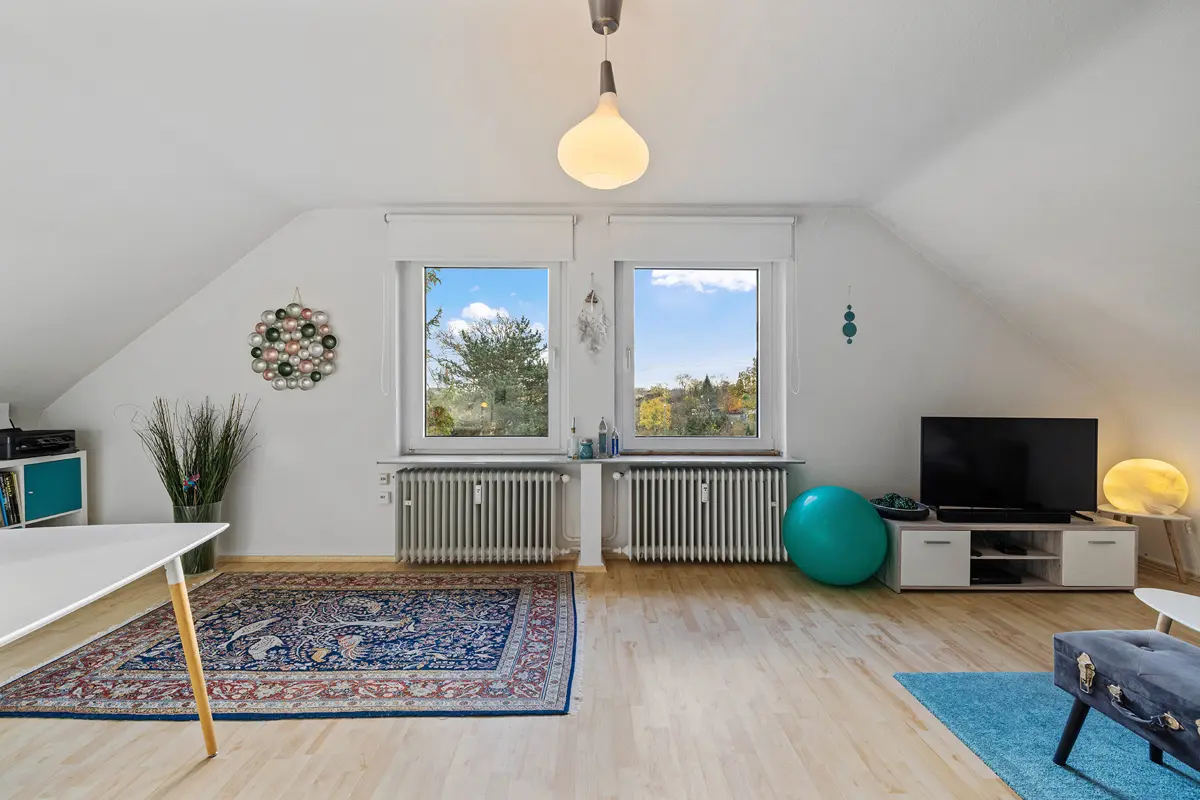 Wohnzimmer DG II