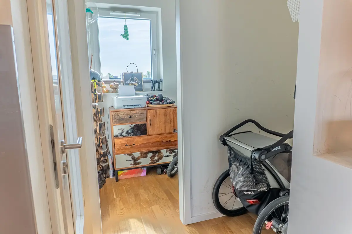 Garderobe/ kleines Büro