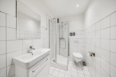 Duschbad - Hamburg Groß-Borstel | Moderne 1-Zimmer-Eigentumswohnung mit Loggia in zentraler Lage