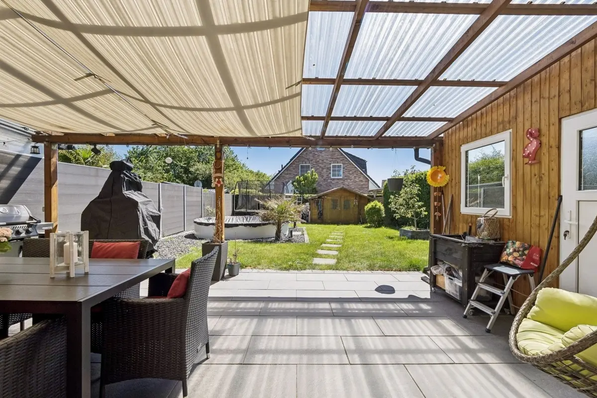 Terrasse und Garten
