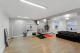 Bild - Hamburg – Bahrenfeld |Attraktive Mehrzweckfläche im Souterrain mit Kitchenette und PKW-Stellplatz