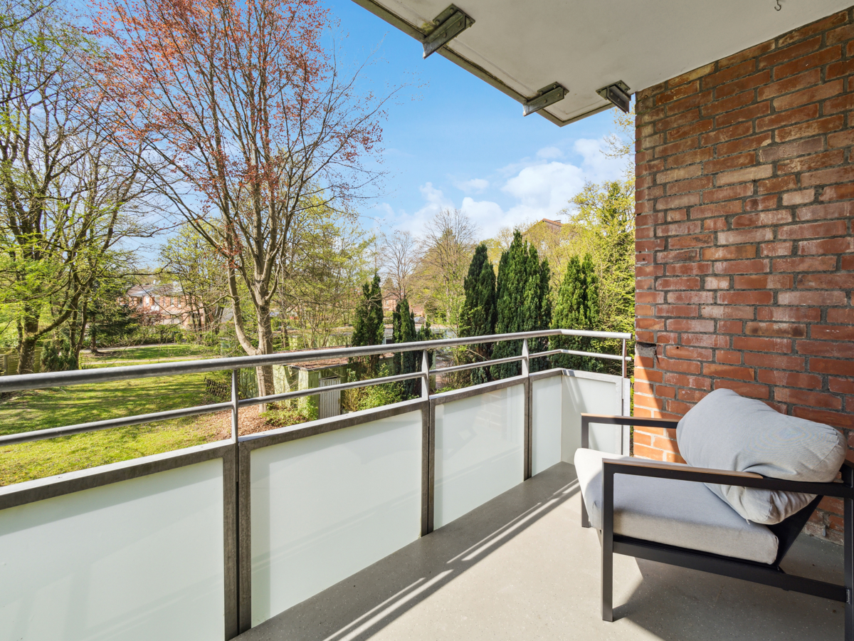 Sonniger Balkon