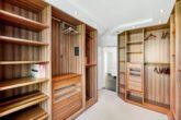 Hamburg - Marienthal | Charmantes Architektenhaus mit Sauna und Sonnenterrasse in ruhiger Lage - Ankleidezimmer
