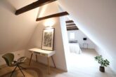 Frisch sanierte 3-Zimmer-Wohnung mit Südbalkon und ausgebautem Spitzboden - Dachgeschoss