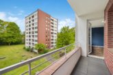 Loggia - Hamburg-Eidelstedt | Gut geschnittene und helle 2-Zimmer-Wohnung (mit Erbbaurecht) mit Blick ins Grüne
