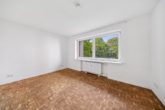 Schlafzimmer - Hamburg-Eidelstedt | Gut geschnittene und helle 2-Zimmer-Wohnung (mit Erbbaurecht) mit Blick ins Grüne
