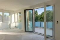 Wohnen und Balkon